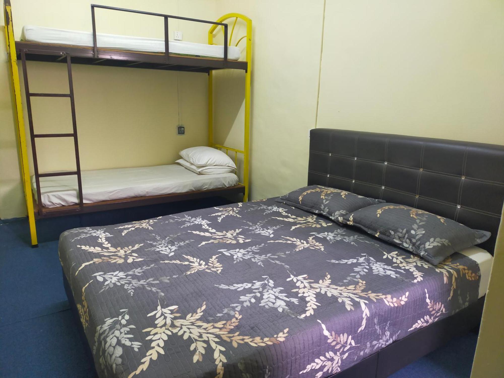 Netasha Holiday Inn Тана Рата Екстериор снимка