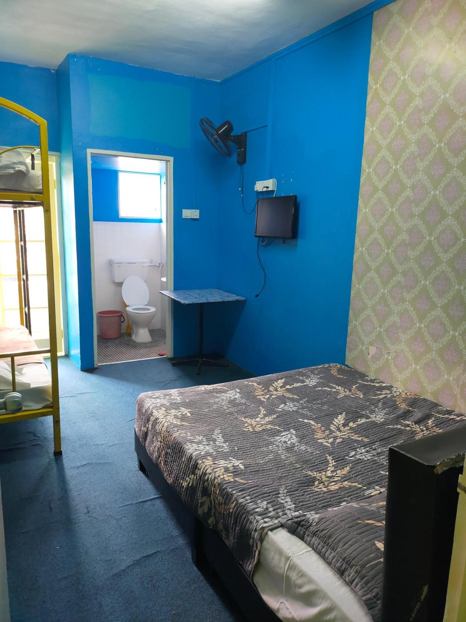 Netasha Holiday Inn Тана Рата Екстериор снимка