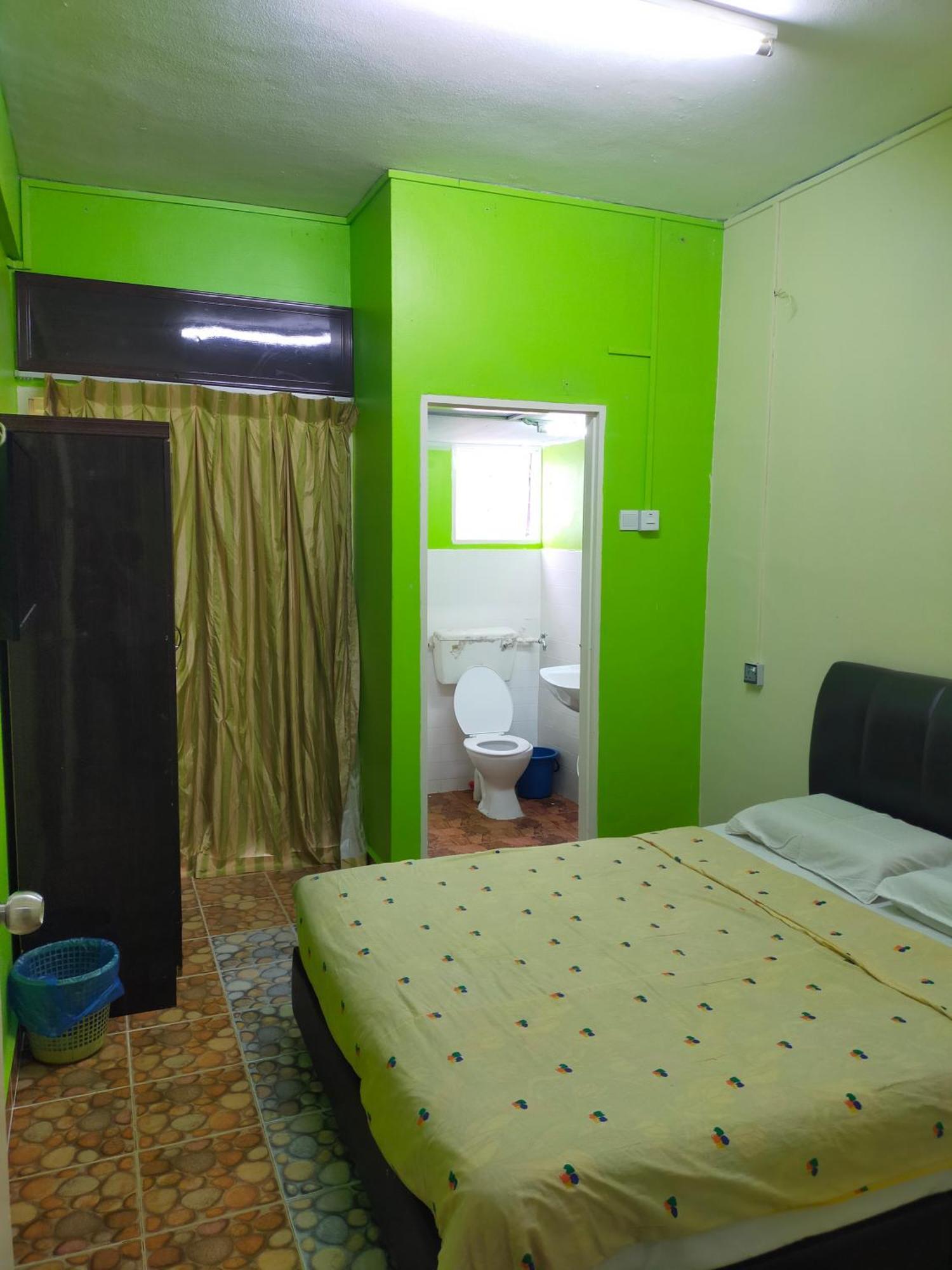 Netasha Holiday Inn Тана Рата Екстериор снимка