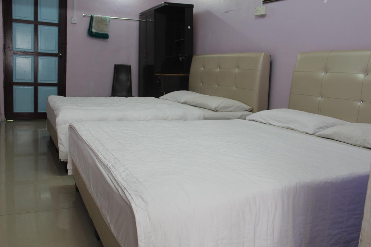 Netasha Holiday Inn Тана Рата Екстериор снимка